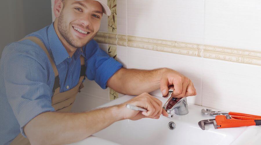 Handle or spout repair in Fort Dick, CA